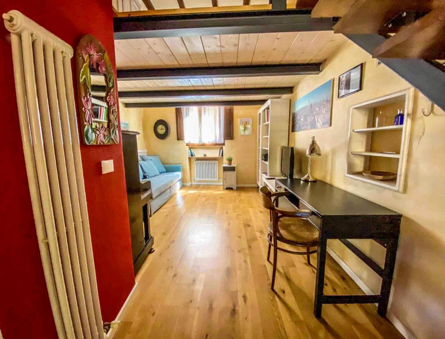 The Pianist S House In The Heart Of Bolonia
